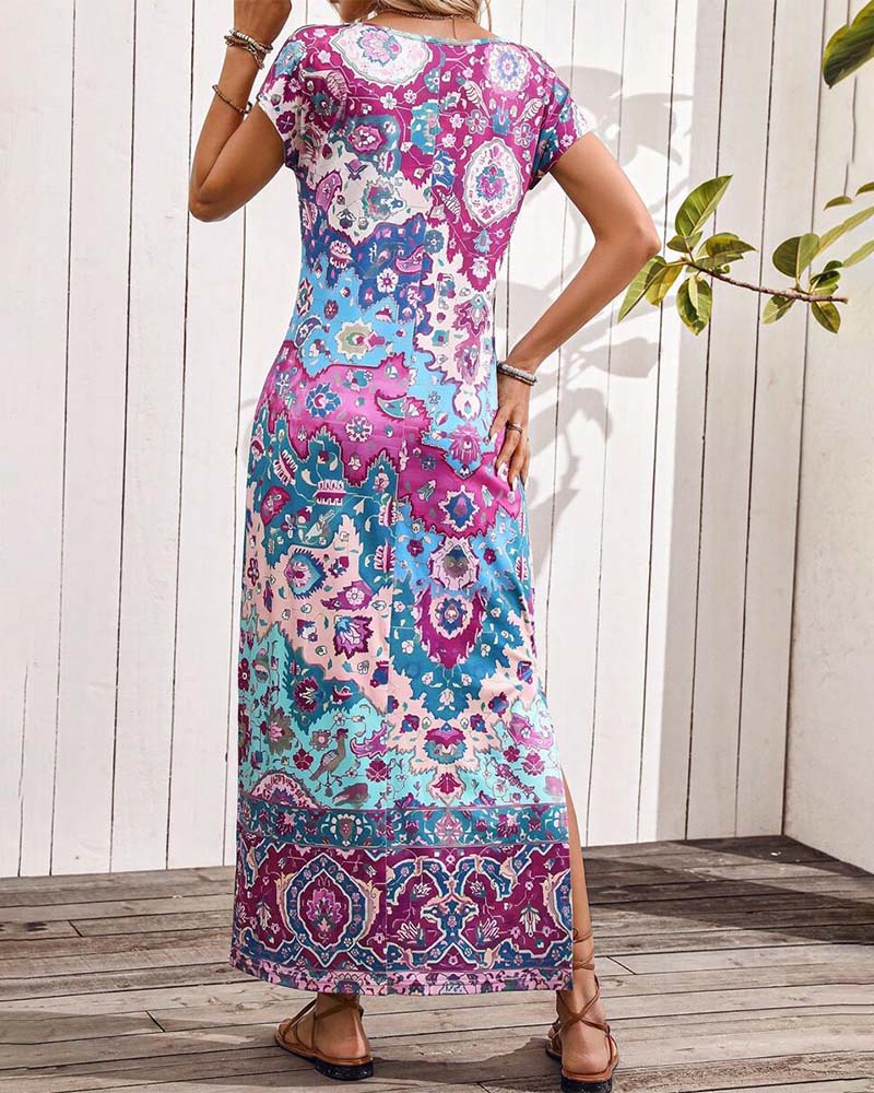 Van Beeck Amsterdam® | Kleurrijke casual jurk met print en splitten
