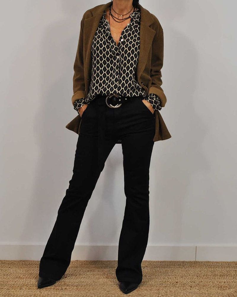 Van Beeck Amsterdam® | Relaxed V-Hals Midi-Shirt