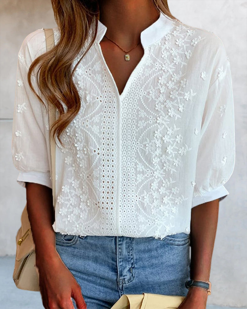 Van Beeck Amsterdam® |Blouse met V-hals en pofmouwen met kantdecoratie