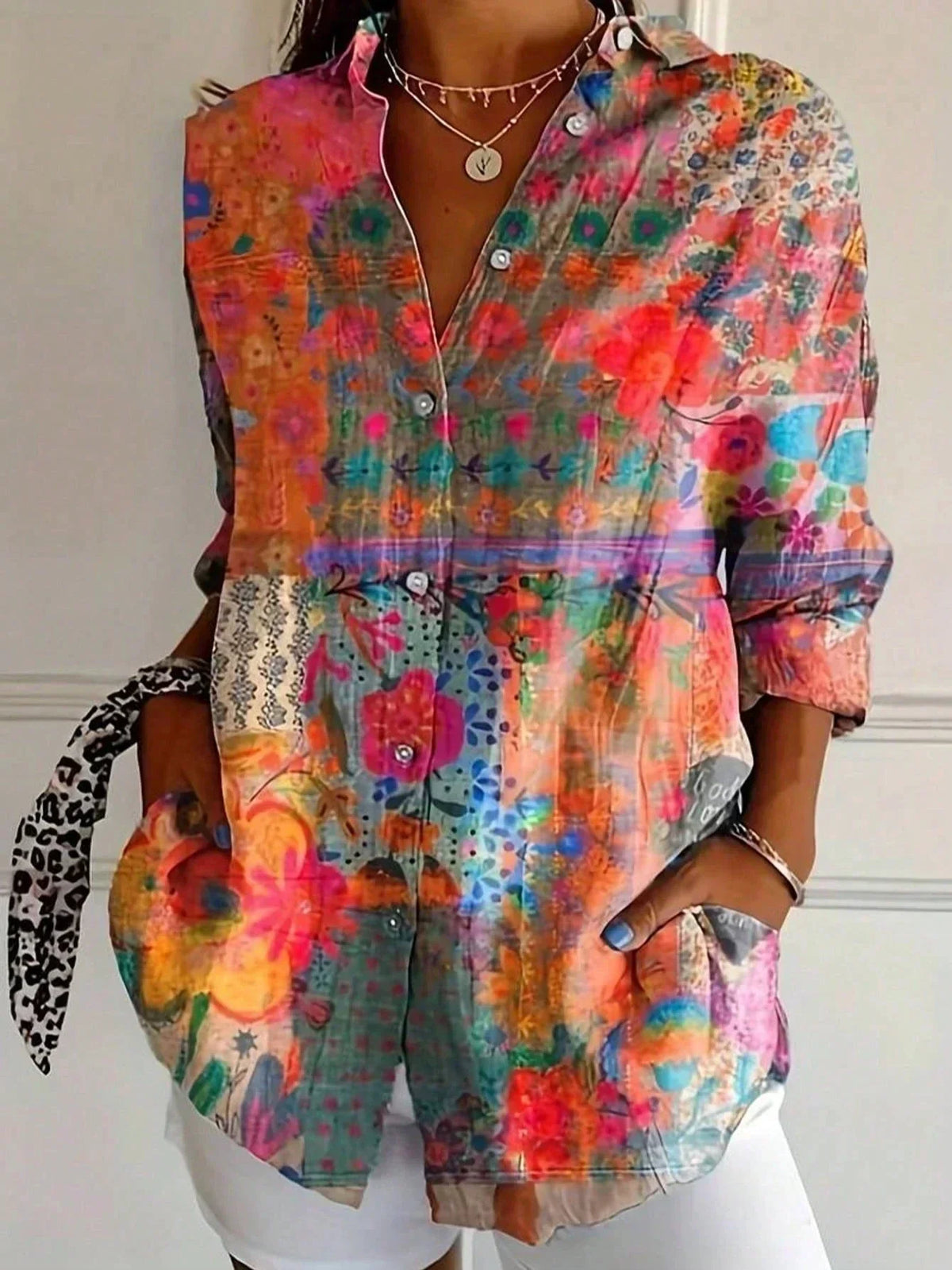 Van Beeck Amsterdam® | Kleurrijke blouse met speelse print