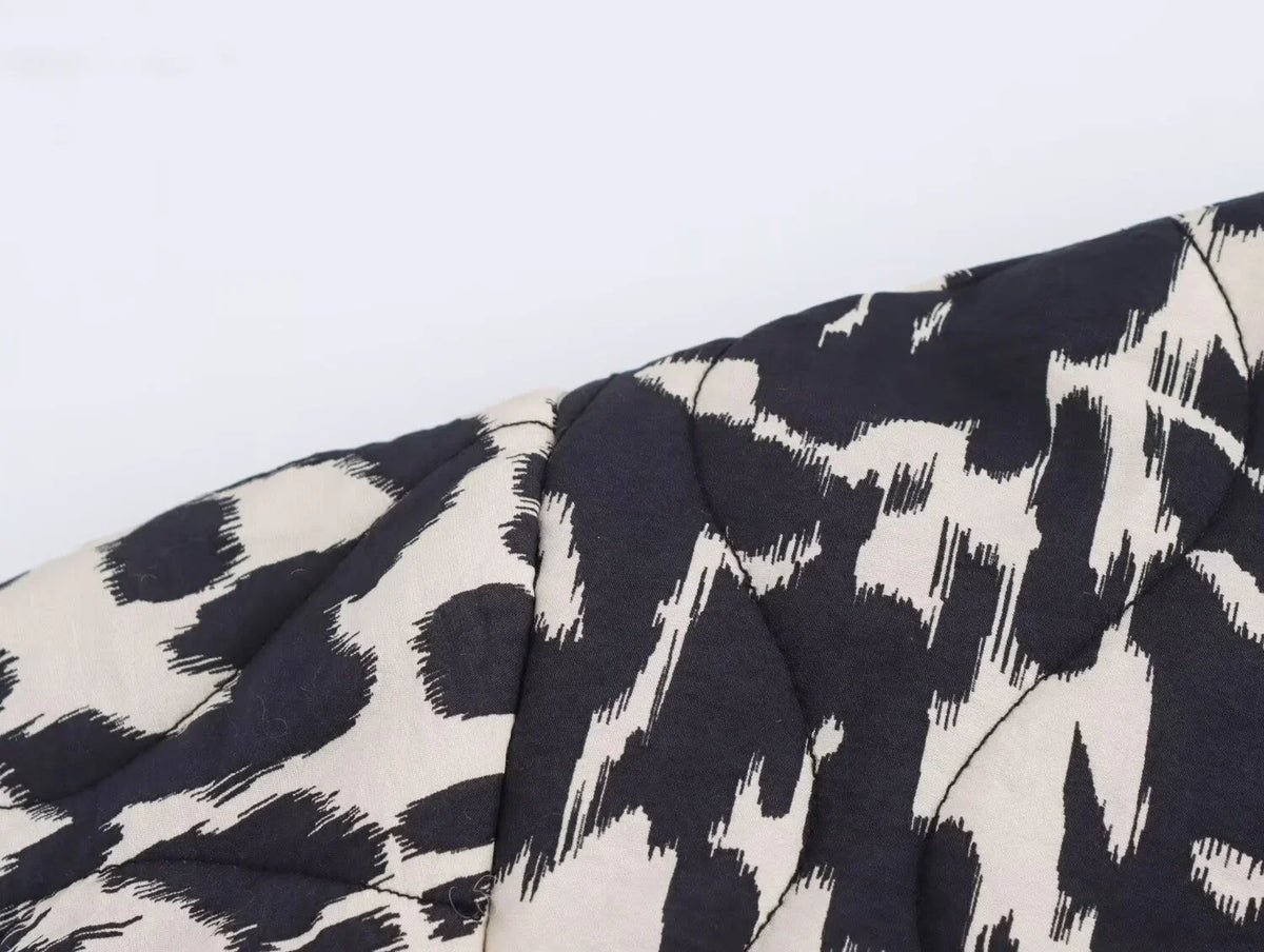 Van Beeck Amsterdam® | Modieuze Bedrukte Herfst Jas
